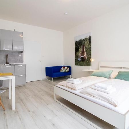 Prague Apartments Экстерьер фото